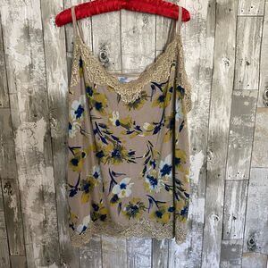 Lane bryant floral lace trim cami whimsigoth top 26/28